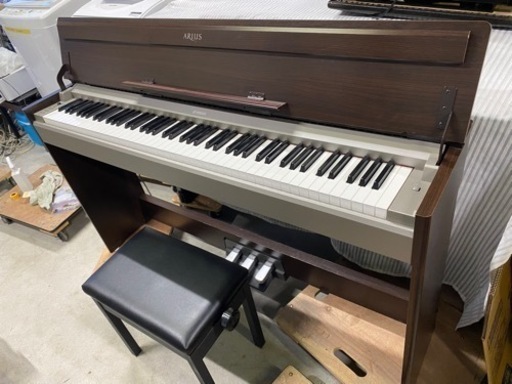 お薦め品‼️激安‼️ヤマハ電子ピアノARIUS YDP-S31 2014年