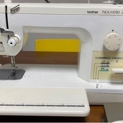 【中古品】ブラザー職業ミシン ヌーベル250