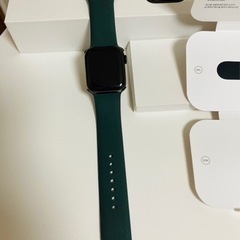 ほぼ未使用 Apple Watch 4 38mm セルラーモデル 箱あり おまけあり