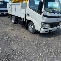 高所作業車　HINOの画像