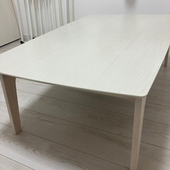 ニトリこたつテーブル　毛布付きの画像