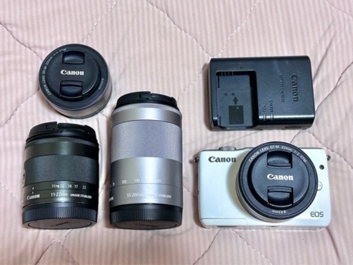 【動作確認済】Canon EOS M10 本体＋レンズ4個セット バッテリー付き