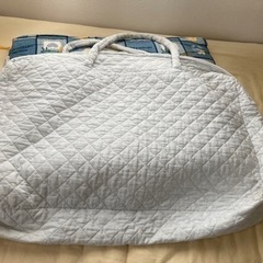 保育園　布団セット　敷布団とバッグの画像