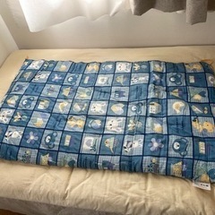 保育園　布団セット　敷布団とバッグの画像