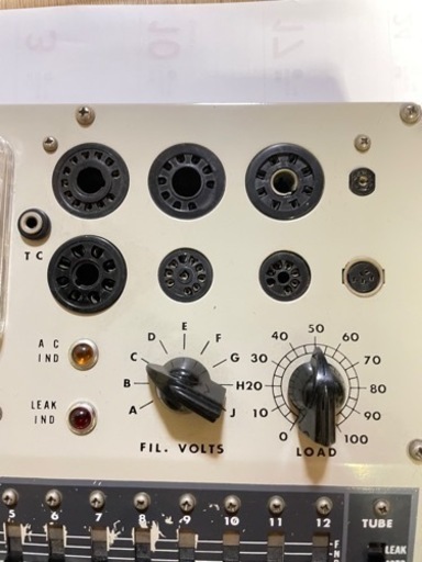 真空管試験器LAFAYETTE TE-50 (葵 AOI) 高松のその他の中古あげます