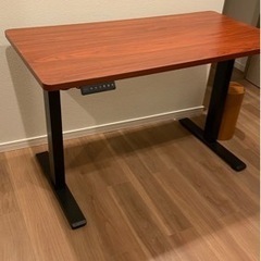 電動昇降式デスク　定価38,999円