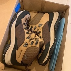 Columbia トレッキングシューズ　ウィメンズ 25.5cmの画像