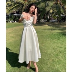 新品　ウェディングドレスの画像