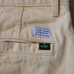 リーバイス　Levi's　ショートパンツW34 イエローの画像