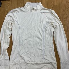 バーバリーのインナー　Ｍサイズ