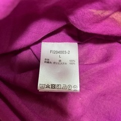 スタジオクリップのブラウス