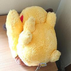 ピカチュウ ぬいぐるみ の画像