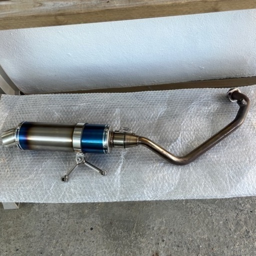 マジェスティS 155マフラー　9日のみ販売