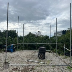 単管、足場板、枠、クランプなど、余っている方。