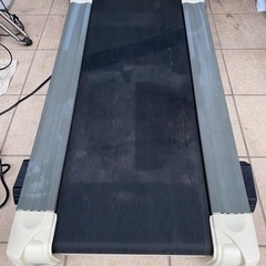 完動品♦︎グリーンマスタージャパン時速16kmランニングマシンの画像