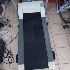 完動品♦︎グリーンマスタージャパン時速16kmランニングマシンの画像