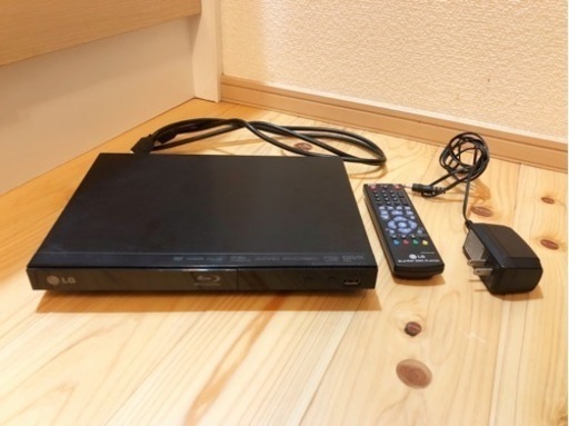 LGブルーレイディスクプレイヤーBP125電源ケーブル&HDMIケーブル付き