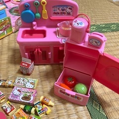 キティちゃん　ままごとセットの画像
