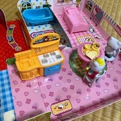 キティちゃん　ままごとセットの画像
