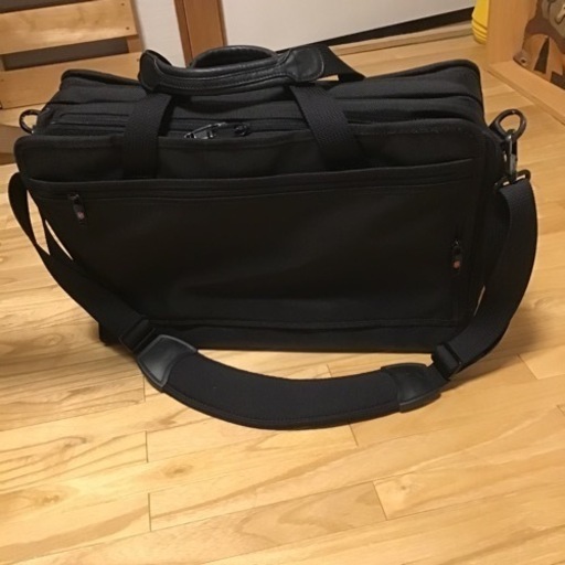 美品　VICTORINOX ビジネスバッグ