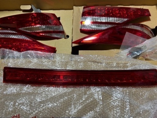 エスティマ　テールランプ