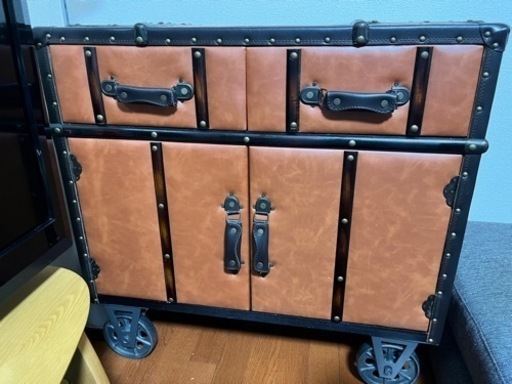 アンティークチェスト☆美品  決まりました