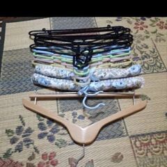 中古　ハンガー　ドタキャンされたので！無料の画像