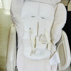 コンビ　電動ハイローチェアの画像