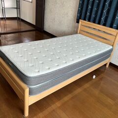 シングルベッド(マットレス付き）売ります