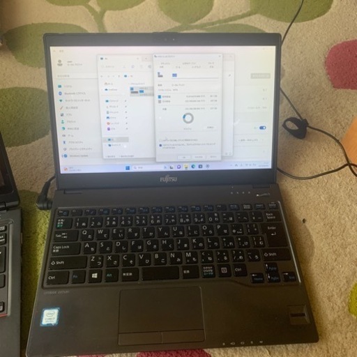 最終値下げ　富士通UH75/B3  Core-i5 8250u メモリ4GB 256GB SSD 本体重量800g以下！！