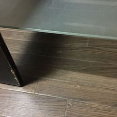 ガラステーブルの画像