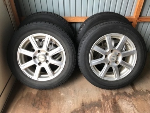 【取引中】15インチ　スタッドレスタイヤ＋アルミホイール　セット