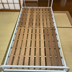 【決まりました】ベッドフレーム　無印良品