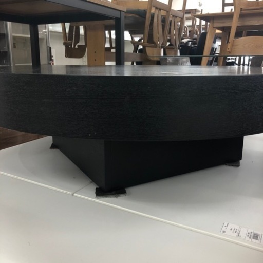 オシャレなブラックカラーのラウンドテーブルお売りします！
