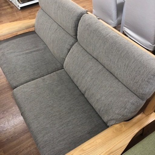 木製フレームのオシャレな2人掛けソファーお売りします！