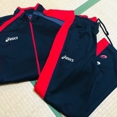 asics ジャージの画像