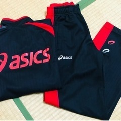asics ジャージの画像