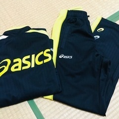 asics ジャージの画像