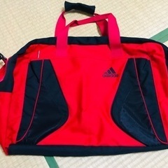 adidas スポーツボストンバッグ値下げ‼️