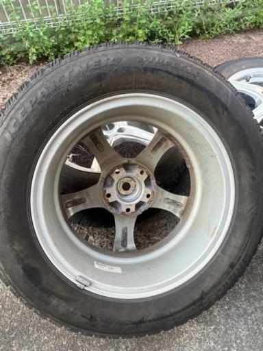 アルミスタッドレス 215/60r16 ブリジストン