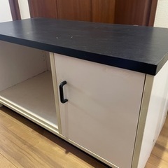 収納棚