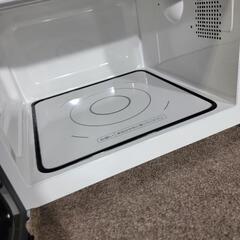 🙇‍♂️h051103売約済み❌4058‼️お届け&設置は全て0円🙌‼️鏡面トップ✨フラット庫内✨TWINBIRD 電子レンジの画像