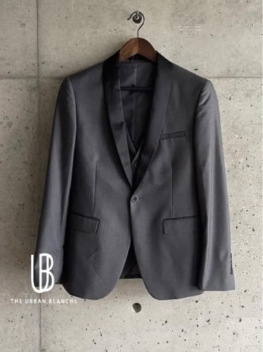【美品】アーバンブランシュ　タキシード　グレー3ピース　2XL(XL)