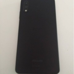 携帯電話　ブラック