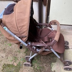 【日よけあり】ベビーカー　アップリカ