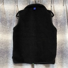【新品】アディダス　ベストの画像