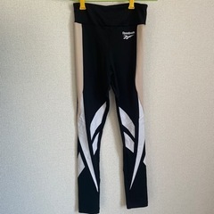 リーボック　スポーツレギンス