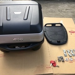 GIVIボックス　少々難あり
