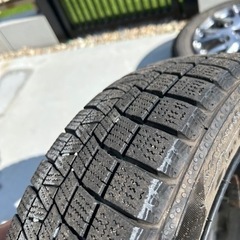 スタッドレスタイヤ　ホイール付　の画像
