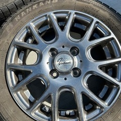 スタッドレスタイヤ　ホイール付　の画像